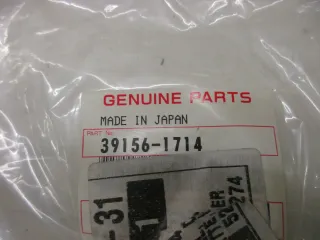 R8. Kawasaki ZZR 1200 ZXT20C Tankpad innen Tankschutz Benzintank 39156-1714 - Bild 4