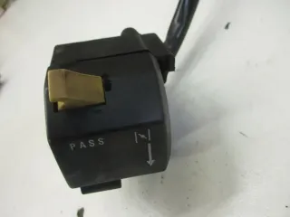 11. Suzuki GS 500 E GM51B Lenkerschalter Lenkarmatur Lenker links switch left - Bild 3