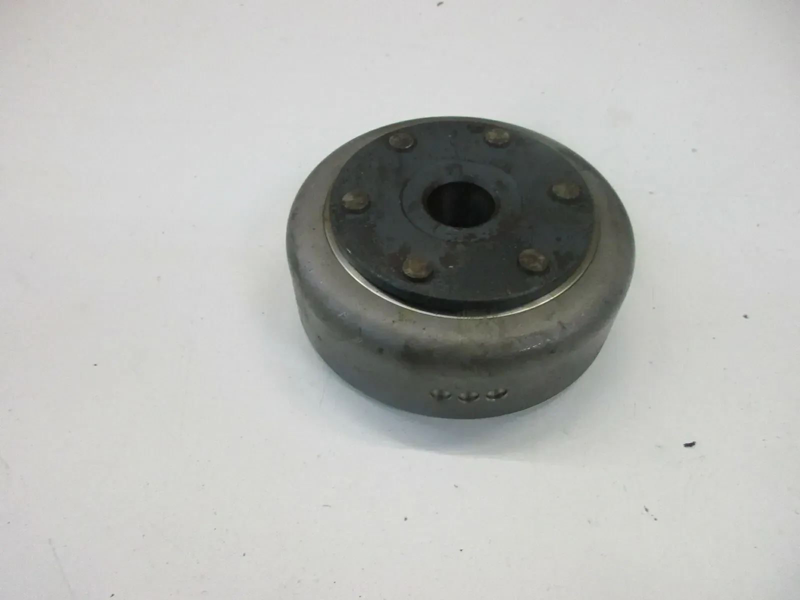 O. Kawasaki GPZ 550 UT ZX 550 A Polrad Rotor Lichtmaschine 037000-1610 - Bild 1