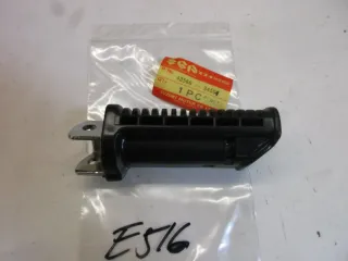 E516. Suzuki GR 650 Tempter Fußraste Vorne links 43560-34501 Fussraste Fahrerraste - Bild 3