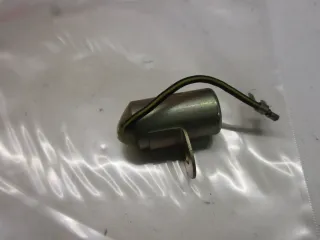 E444. Suzuki GT 550 Kondensator  Elektrik 32343-34020 rechts condenser - Bild 2