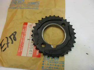 E758. Suzuki GS 450 E Ritzel Zahnrad 12740-45041 Nockenwelle Motor camshaft - Bild 3