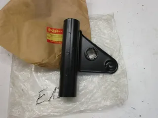 E135. Suzuki GS 450 Scheinwerferhalter Lampenhalter 51540-44100-291 links Träger - Bild 3
