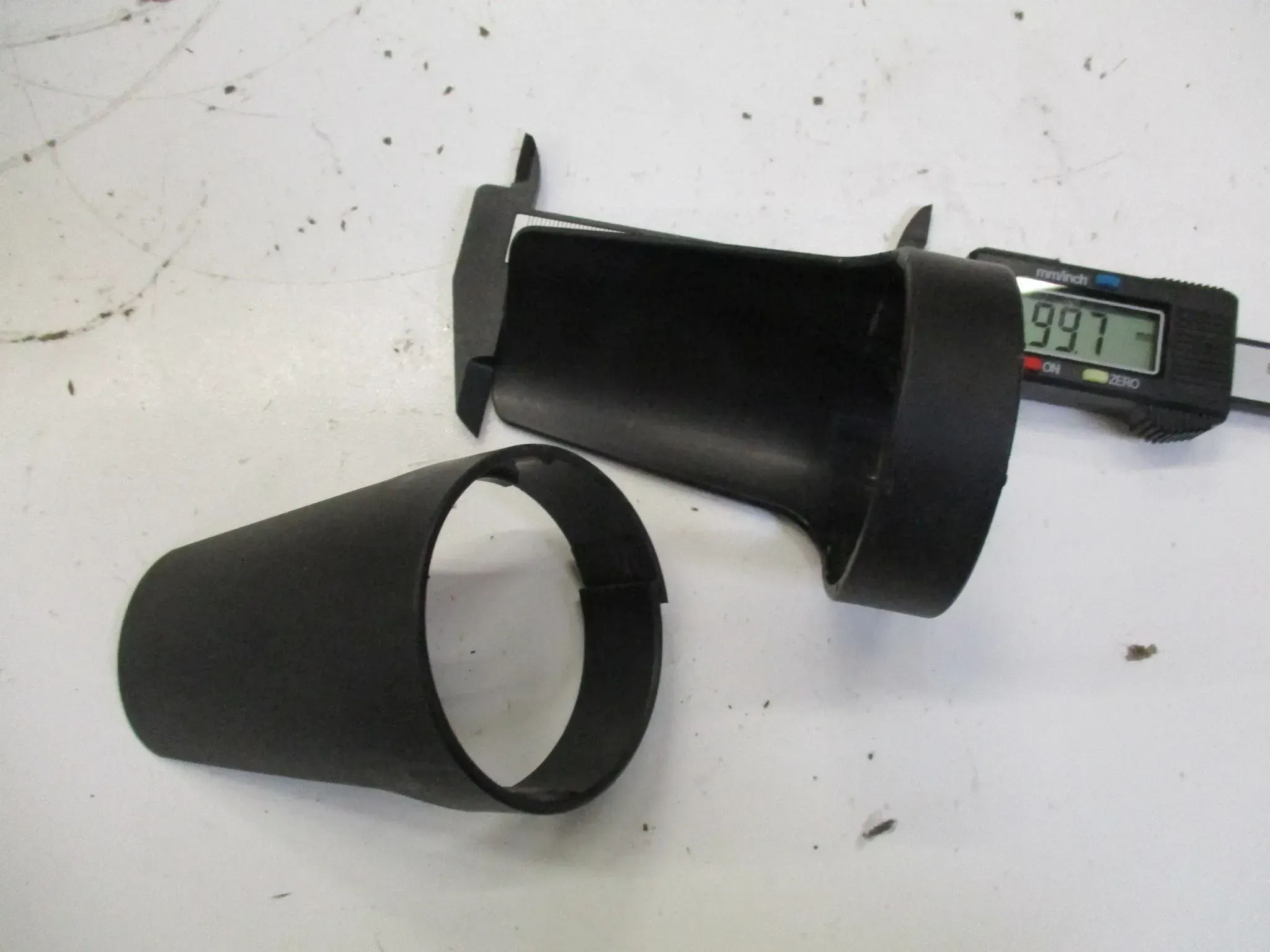 Triumph Street Triple 675 Verkleidung Schoner Gabel Gabelrohr 63 mm Tauchrohr unten - Bild 1