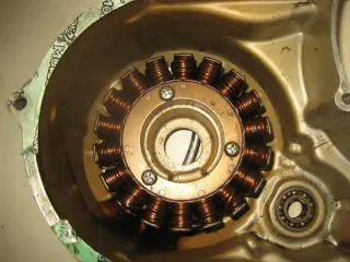 1. HONDA GL 1100 SC02 GOLD WING 82 LICHTMASCHINE STATOR LICHTMASCHINENDECKEL - Bild 4