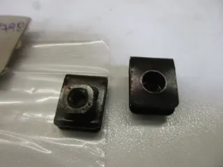 R1158 Kawasaki GPX 750 R Mutter Verkleidung 92015-1798 Schraube Nut 5 mm - Bild 2