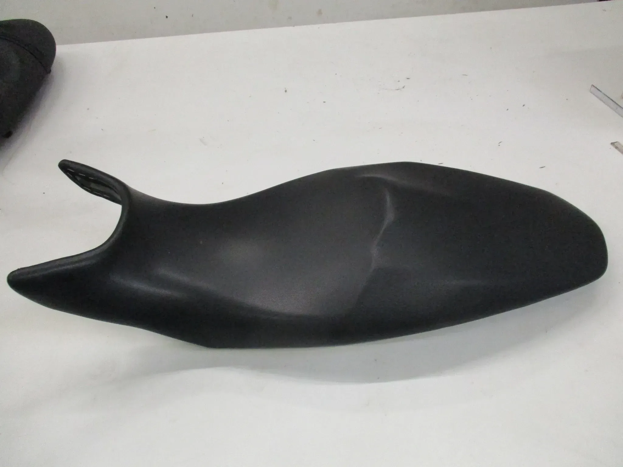 BMW F 800 R Bj. 17-20 K73 Sitzbank Polster Kissen 8549484 seat - Bild 1