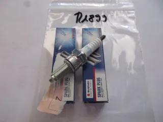 R1899 Suzuki SFV 650 Gladius Zündkerzen 09482-00554 Motor CR7EIA-9 - Bild 1