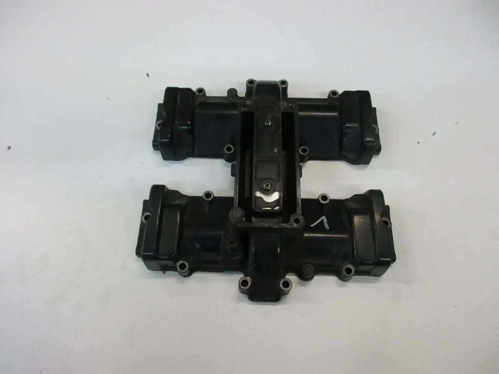 O1. Suzuki GSX 400 E GK 53 C Ventildeckel (1) oben Motor Motordeckel Zylinderkop - Bild 1