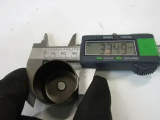 Suzuki GS 750 E Bj.78 Ventildeckel Motor Zylinder Buchse Lager Stopfen - Bild 3