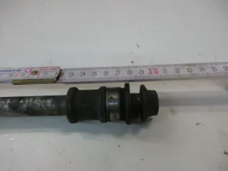O1. Honda CBX 550 F PC 04 Steckachse hinten Achse Hinterrad Axle Felge wheel - Bild 2