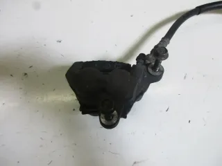 7. Suzuki GSX 600 F GN 72 B Bremssattel vorne rechts Bremsznage Bremskolben - Bild 3