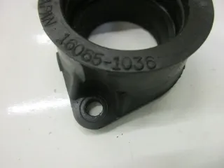 1. Kawasaki Z 1000 ZRT 00 A Ansaugstutzen Vergaserstutzen Gummistutzen 16065-103 - Bild 3