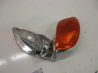Q746. Vespa 50_80_125 Blinker rechts links vorne turn signal - Bild 3