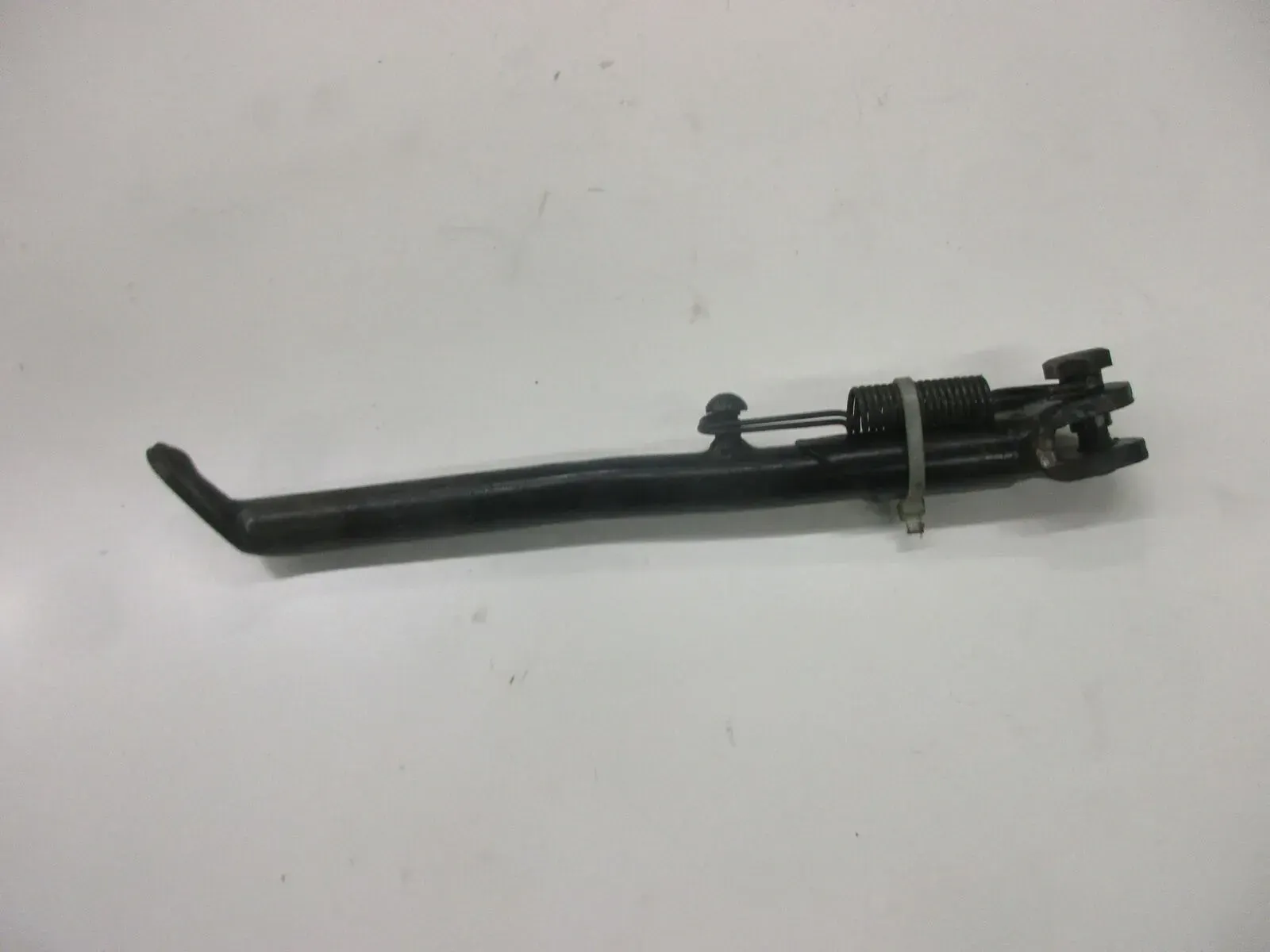 1. Kawasaki GPZ 305 EX305A Seitenständer mit Bolzen und Feder side columns - Bild 1