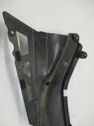 Sitzbankverkleidung hinten Seite 8. Suzuki GSX 600 F GN72B rechts Verkleidung Si - Bild 6