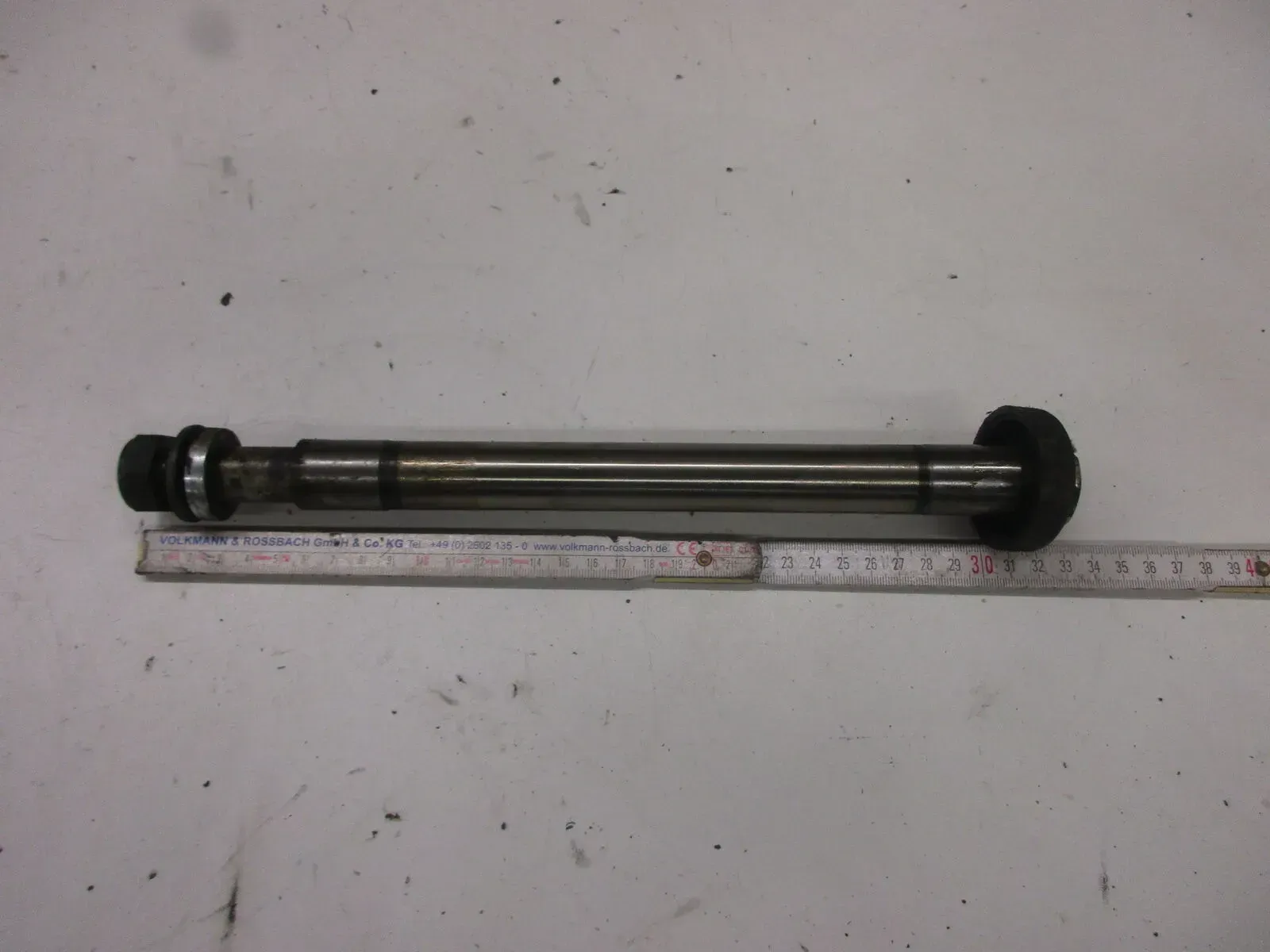 Schwingenachse Achse Yamaha YZF-R6 RJ03 Schraube Bolzen Schwinge bolt axle - Bild 1