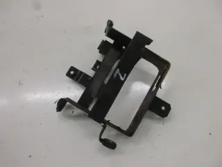 1. Suzuki DR 600 R SN 41 A Batteriefach (2) Batteriehalter Batteriekatsen Rahmen - Bild 3