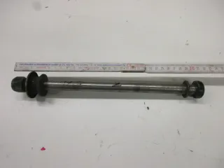 Suzuki GS 550 M Katana Steckachse hinten (2) Achse Hinterrad 17 mm Felge axle - Bild 1