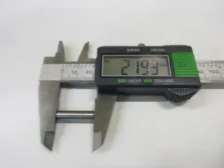 K421 Kawasaki KZ 900_1000 Stift Magnet Anlasserfreilauf Lichtmaschine 551A0622 - Bild 3