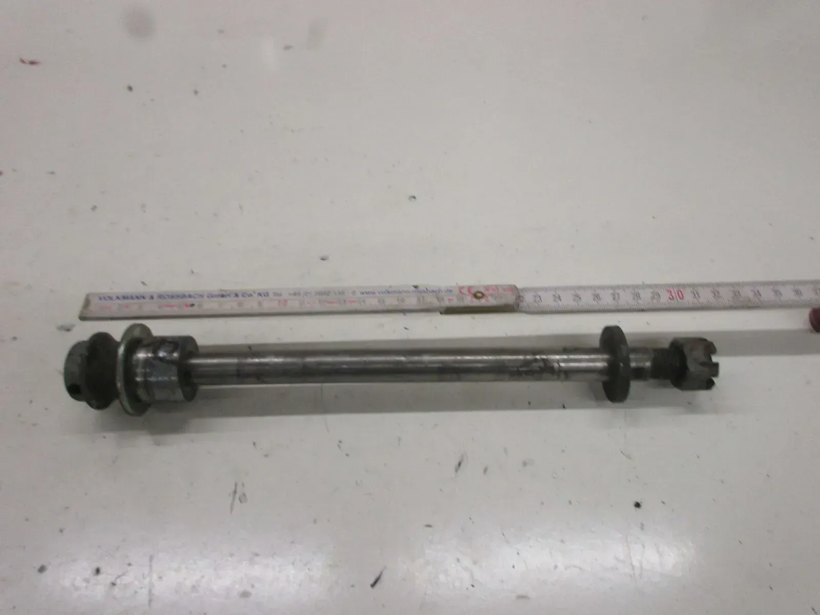 Suzuki GS 500 M Katana Steckachse hinten 17 mm Achse Hinterrad Felge axle wheel - Bild 1