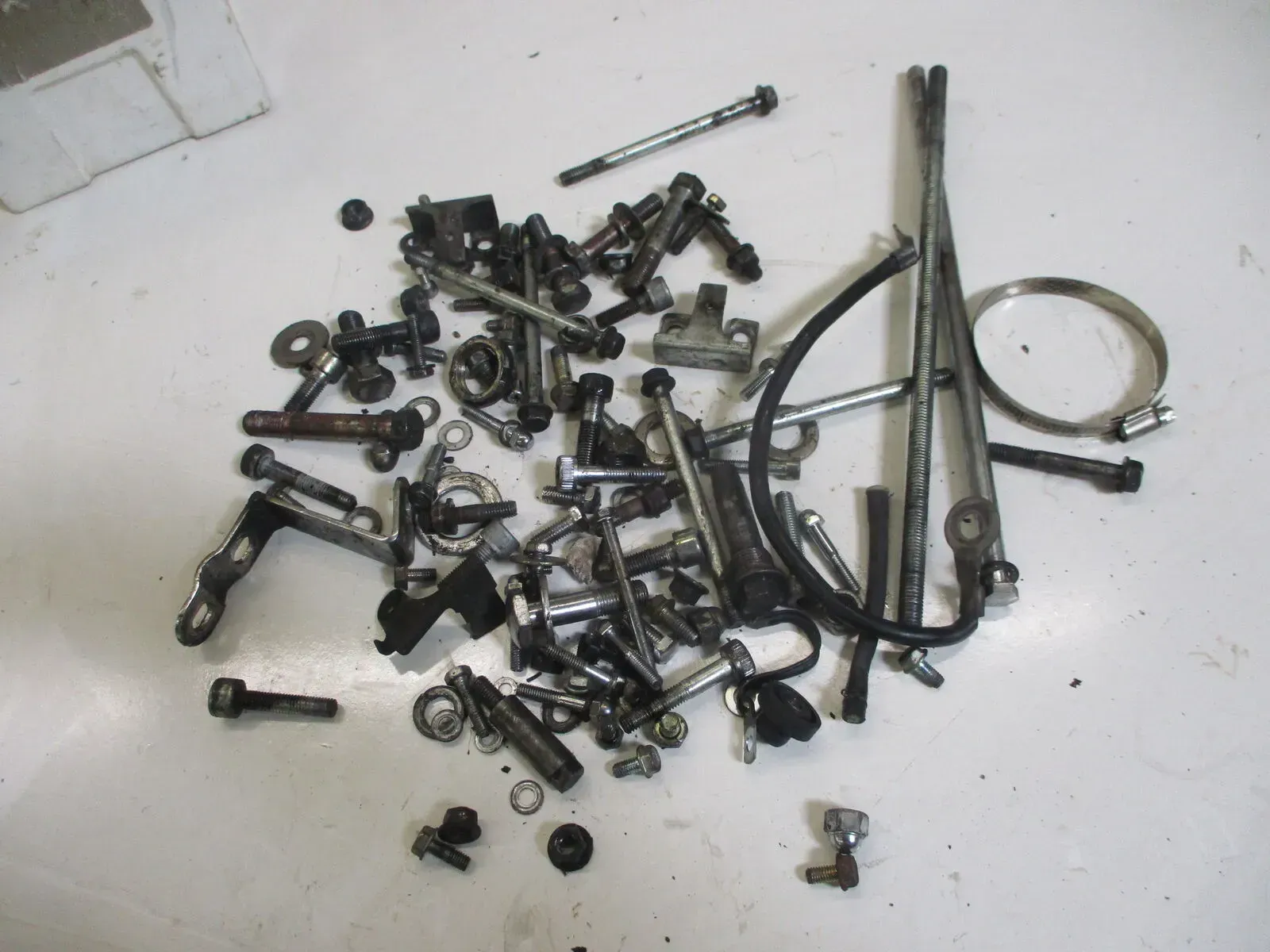 1. Honda Gl 1200 SC 14 Goldwing Schraubensatz Kleinteile Konvolut Schrauben Bolz - Bild 1