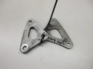 W478. Suzuki GSX-R 600_750 Halter rechts links Träger Rahmen Platte Befestigung - Bild 1