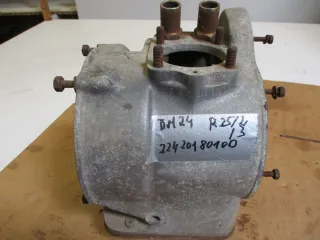 Motor 22420180100 Motorblock BM24 BMW R 25/2 R 25/3 Motorgehäuse Gehäuse Ölwanne - Bild 1