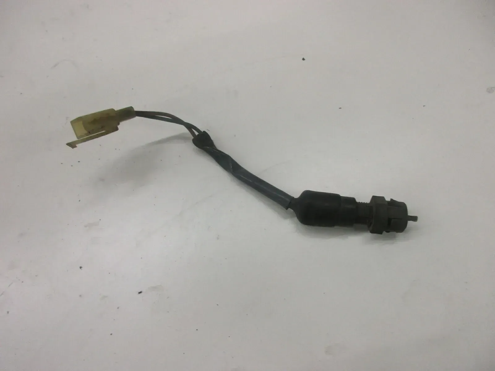 9. Kawasaki GPZ 600 R ZX600A Bremslichtschalter hinten Bremslicht Schalter - Bild 1