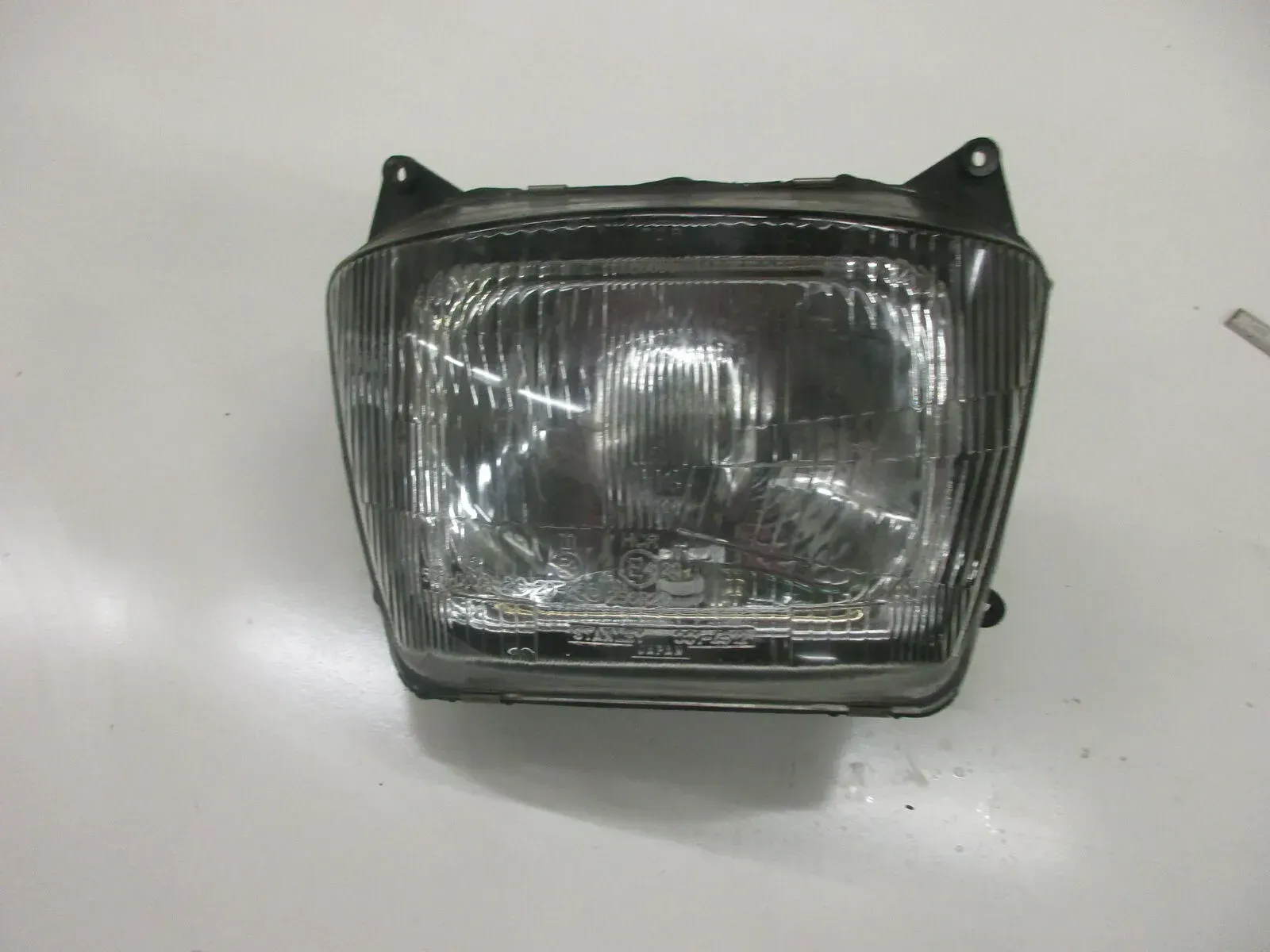 10. Kawasaki GPZ 600 R ZX600A Scheinwerfer Licht Hauptscheinwerfer headlight - Bild 1