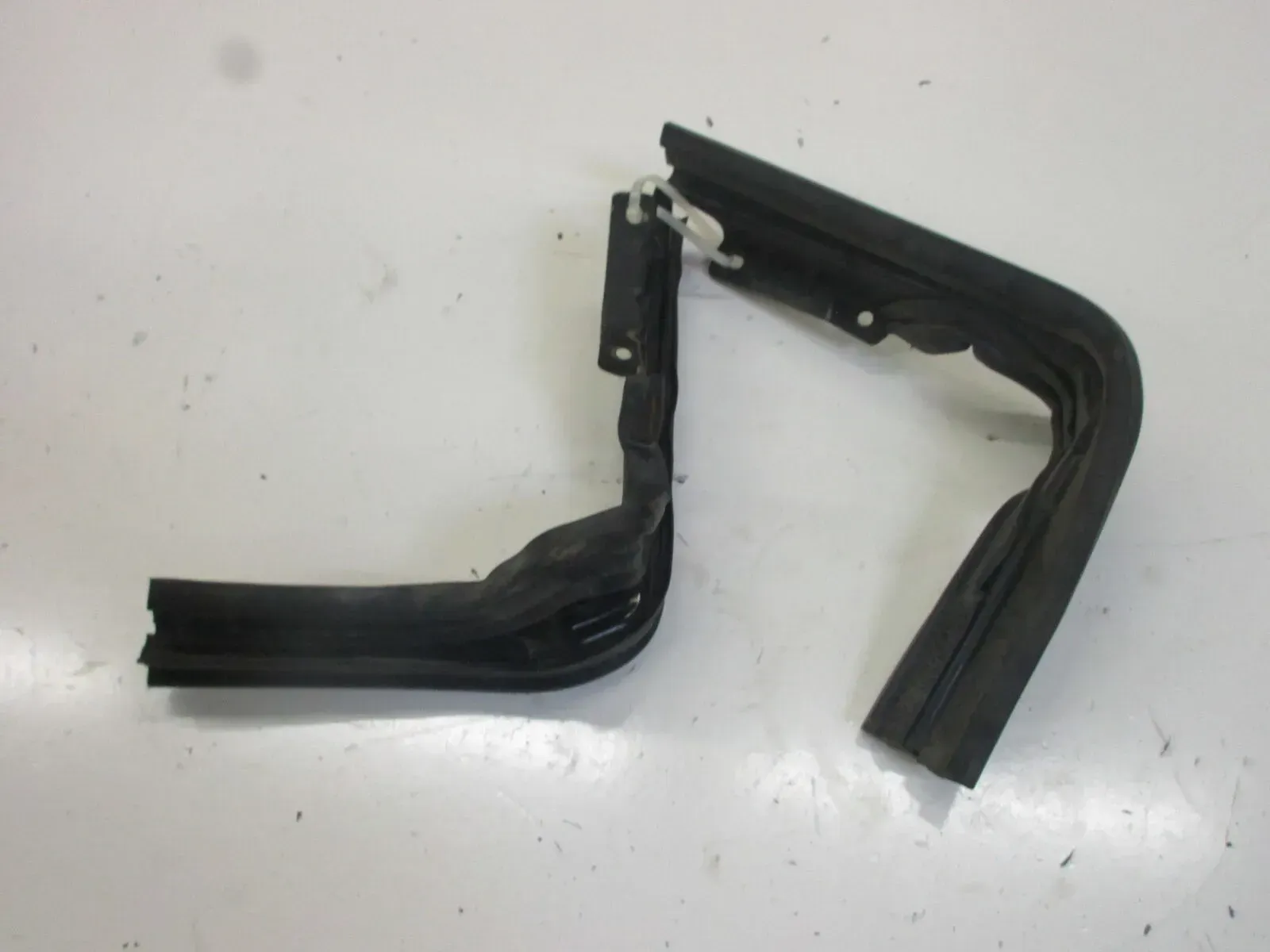 Kawasaki Z 1300 Voyager ZG 1300 Kühlverkleidung rechts links Kühler Blende Rahme - Bild 1