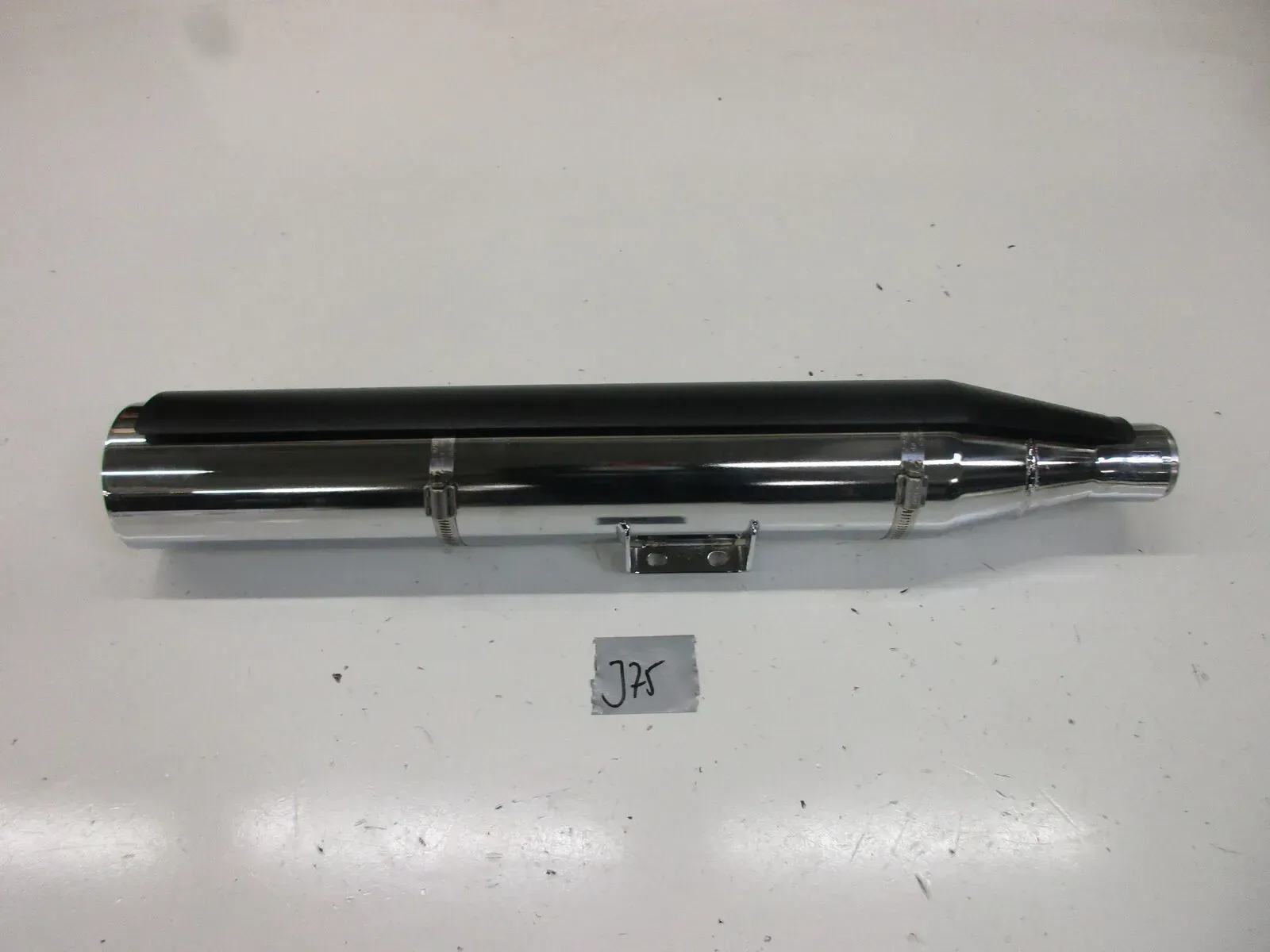 Auspuff Endtopf Auspuffendtopf 64900460 J75. Harley Davidson Softail FXBB - Bild 1