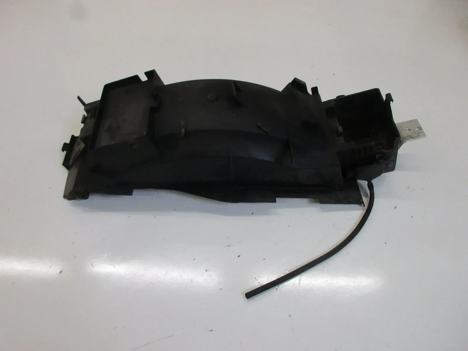 Kawasaki ZX-10 Tomcat ZXT 00 B Innenradlauf Spritzschutz Verkleidung Fender - Bild 1