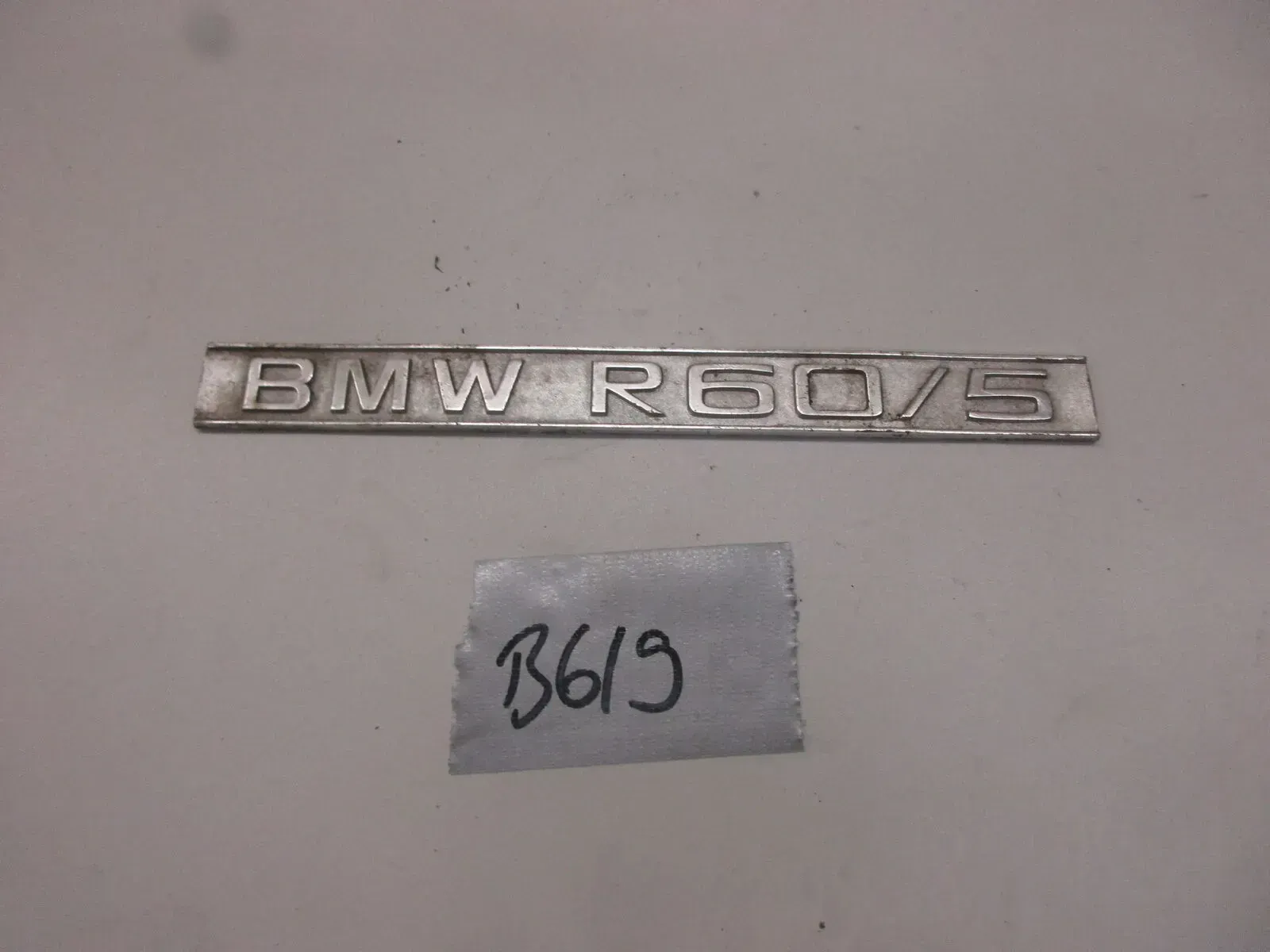 Emblem Typenschild B619 BMW R60/5 Platte Schriftzug Verkleidung Emblemschild - Bild 1