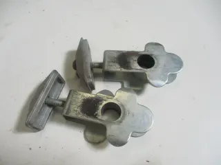 3. Suzuki GSF 600 Bandit GN 77 B Kettenspanner rechts links Antriebskettenspanne - Bild 1