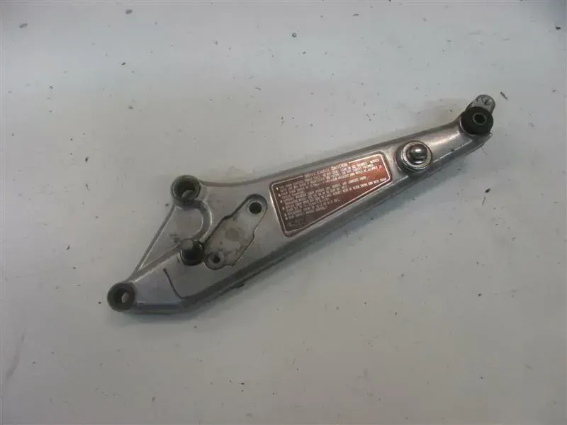 Honda CB 900 F BOL D´OR Fußrastenhalter hinten links Fußrastenbrücke Fussraste - Bild 1
