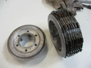 Honda CB 900 F Bol d'Or SC 09 Kupplung (3) Kupplungskorb klein Druckplatte Lamel - Bild 5