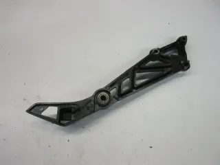 O1. Kawasaki GPZ 305 EX305A Fußrastenhalter hinten links Fußrastenbrücke - Bild 3