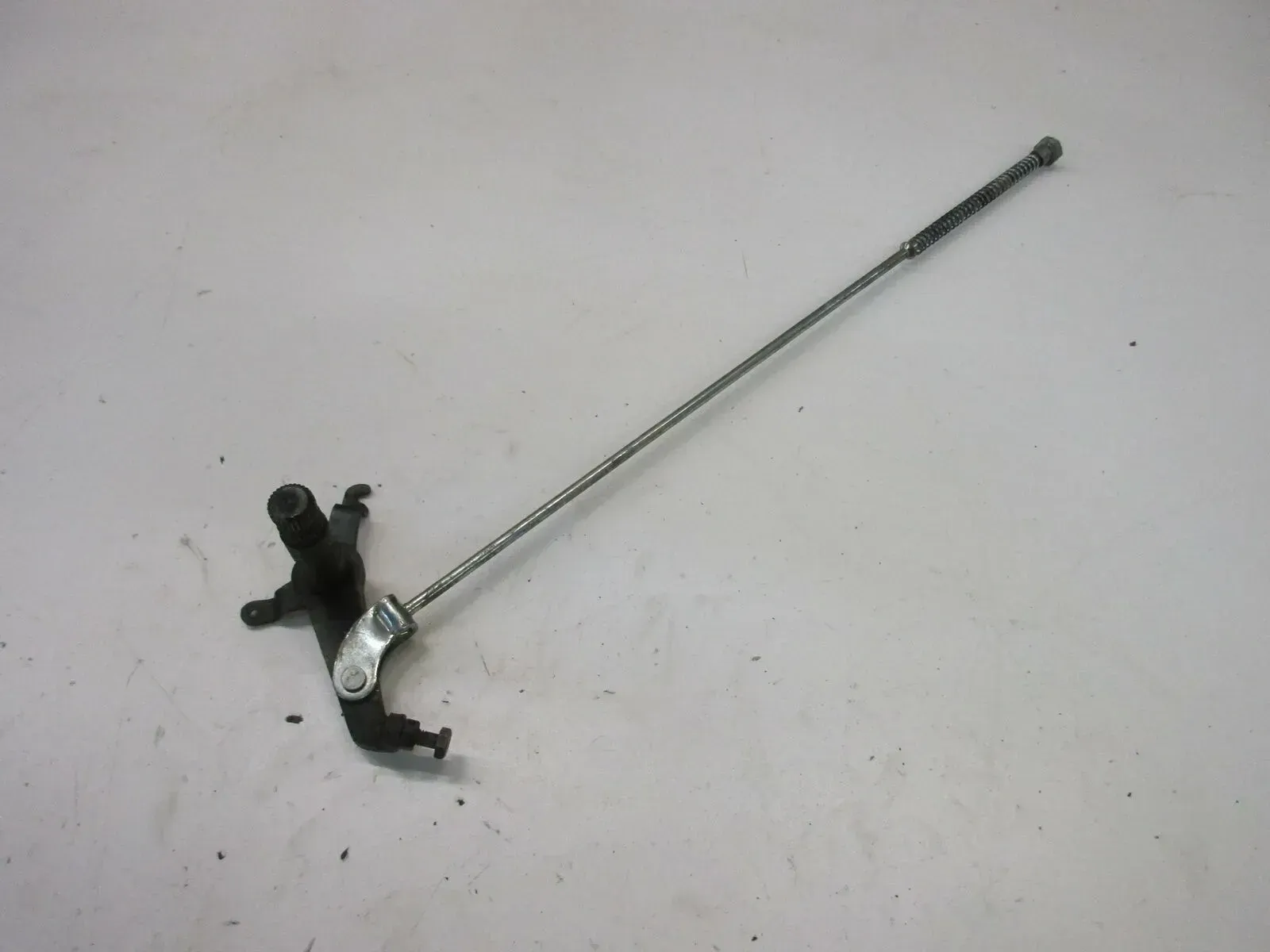 O1. Kawasaki GPZ 305 EX305A Bremsgestänge mit Umlenkung Trommelbremse Bremse - Bild 1