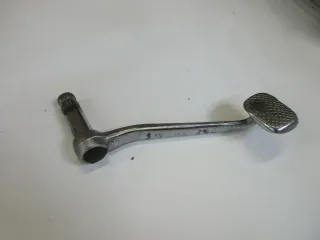 O. Suzuki GSX 1100 ES GU71BD Bremspedal unten Bremse Bremshebel brake pedal - Bild 2