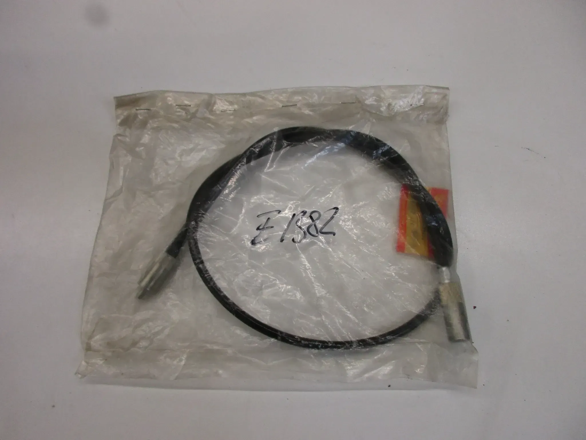 E1382 Suzuki GSX 750_1100 Tachowelle Tachometerwelle 34910-33400 Tacho Welle speedo - Bild 1