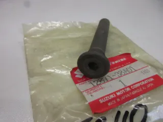 E2110 Suzuki VZ 800 Marauder Nockenwelleventil Ventil 12871-38A01 Ventil Motor Stift - Bild 2