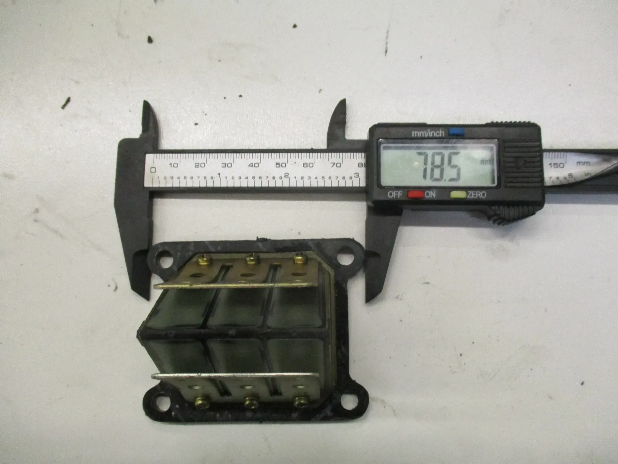 1. Yamaha TDR 125 5AN Bj97 Vergasermembrane Membranblock - Bild 1