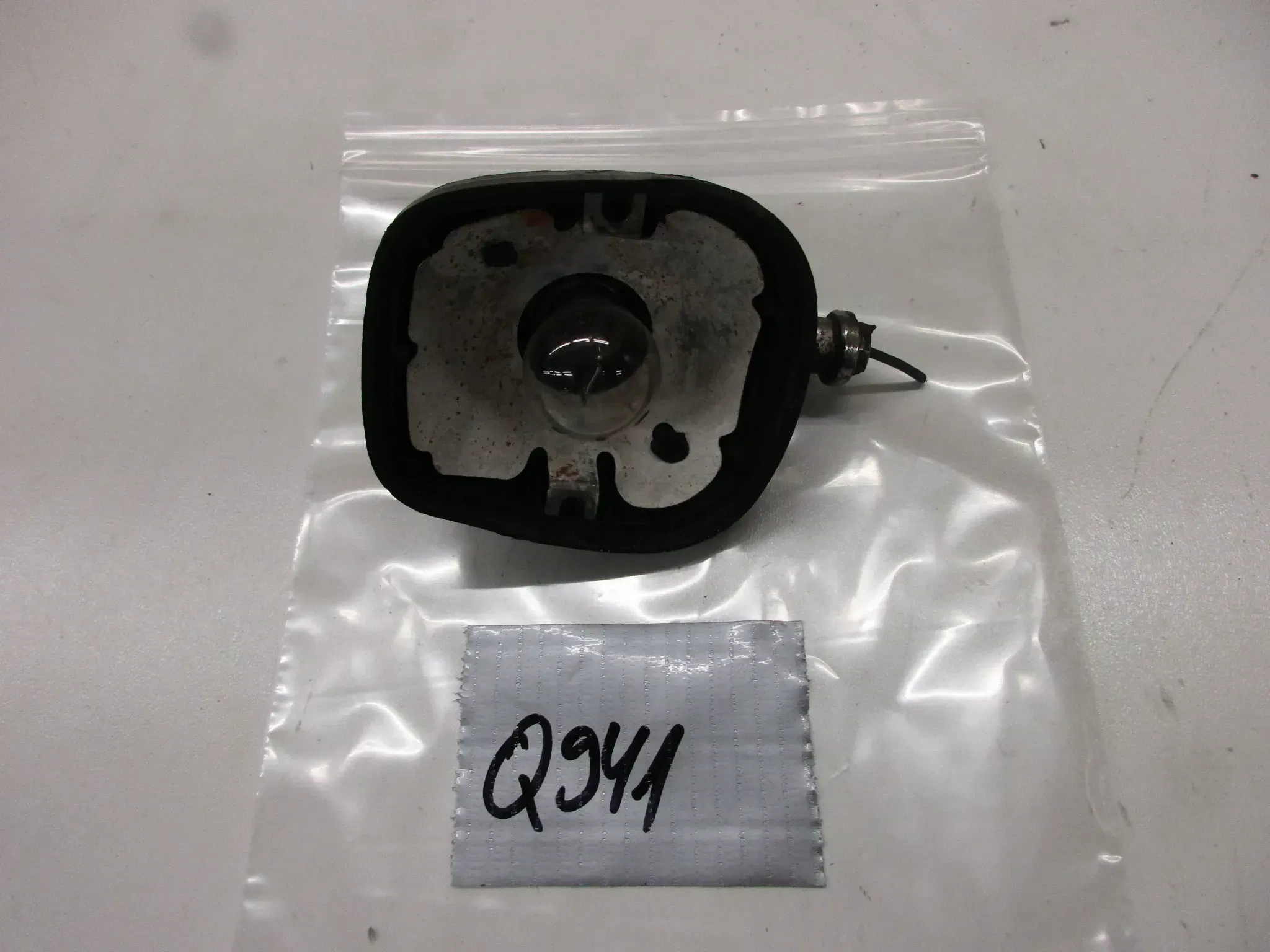 Q941 Yamaha XT 600 E 3TB Blinkergehäuse vorne rechts oder links 1142-415 - Bild 1