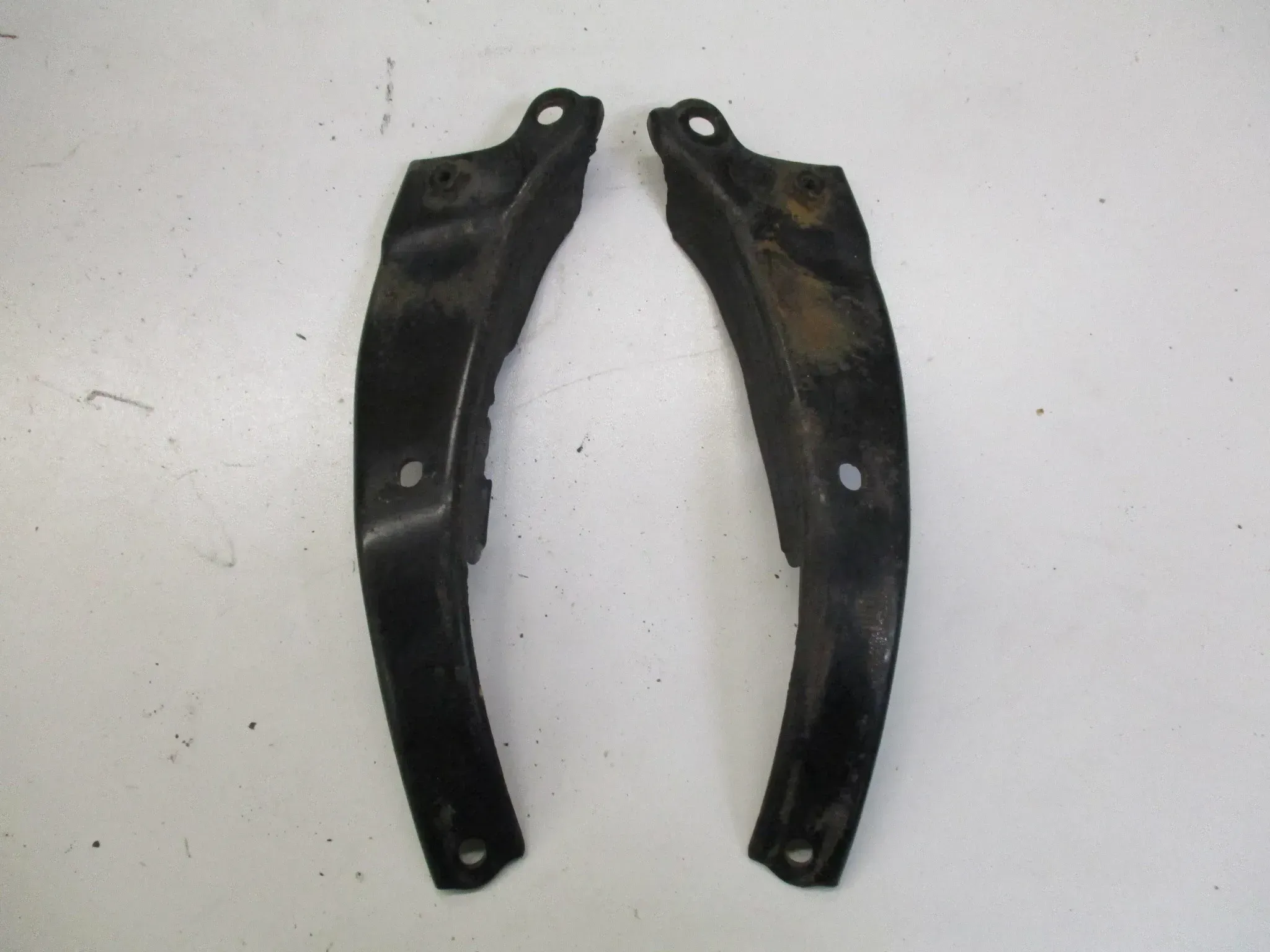 3. Honda GL 1100 SC02 Goldwing Halter vorne rechts links Rahmen Kühlerventilator - Bild 1