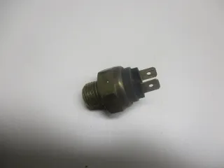 Q501 Kawasaki Z_ER_EN_ZX_GPZ Temperaturschalter Lüftersensor Fühler - Bild 1