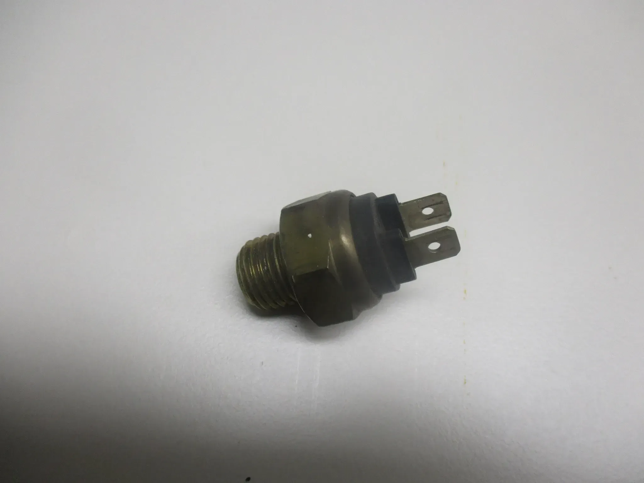 Q501 Kawasaki Z_ER_EN_ZX_GPZ Temperaturschalter Lüftersensor Fühler - Bild 1