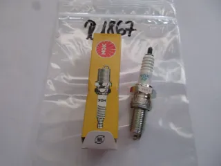 R1867 NGK DPR8EA-9 Suzuki Yamaha Kawasaki Zündkerze 4929 Motor - Bild 1