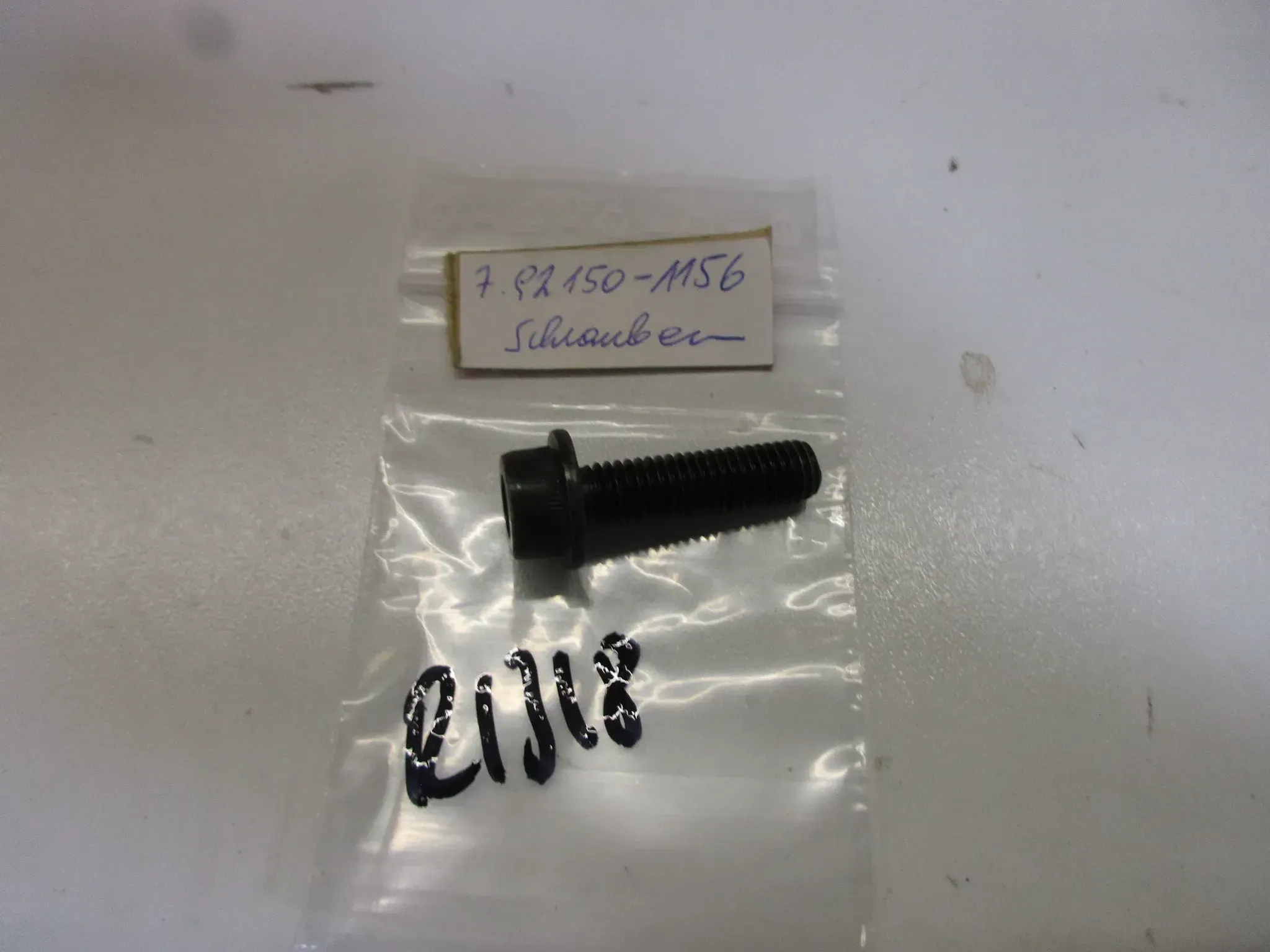 R1318 Kawasaki ZX 600 KLX 650 ZX 1000 Schraube 92150-1156 Halter M8x30 mm bolt - Bild 1