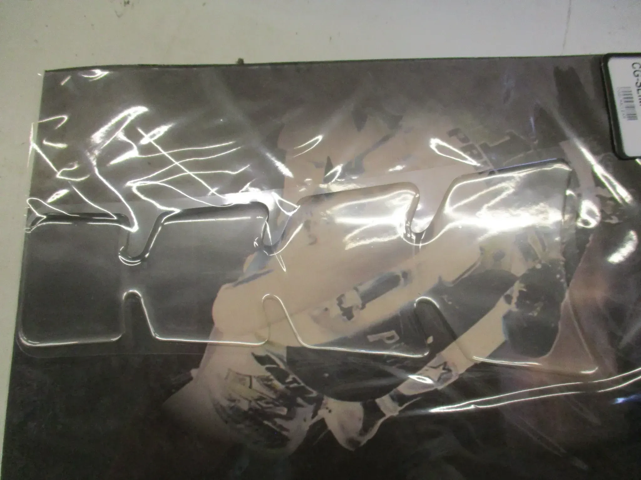 A1914 Kawasaki_Honda_Suzuki_Yamaha Dekor CG-SLIM Clear Tankpad vorne - Bild 1